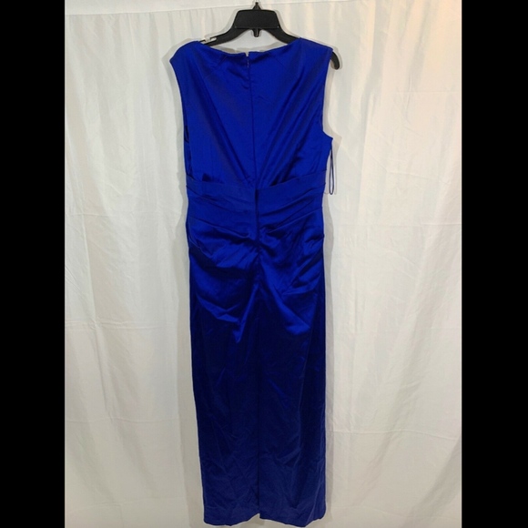 NEW $1675 Talbot Runhof Stretch Duchess Satin Gown - Picture 5 of 8